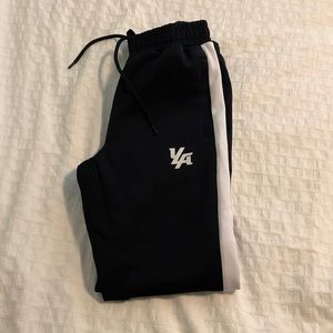 New Young La joggers